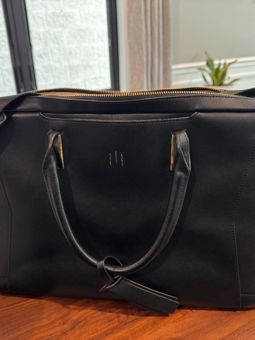 La Mansio Black Saffiano Leather Convertible Bag